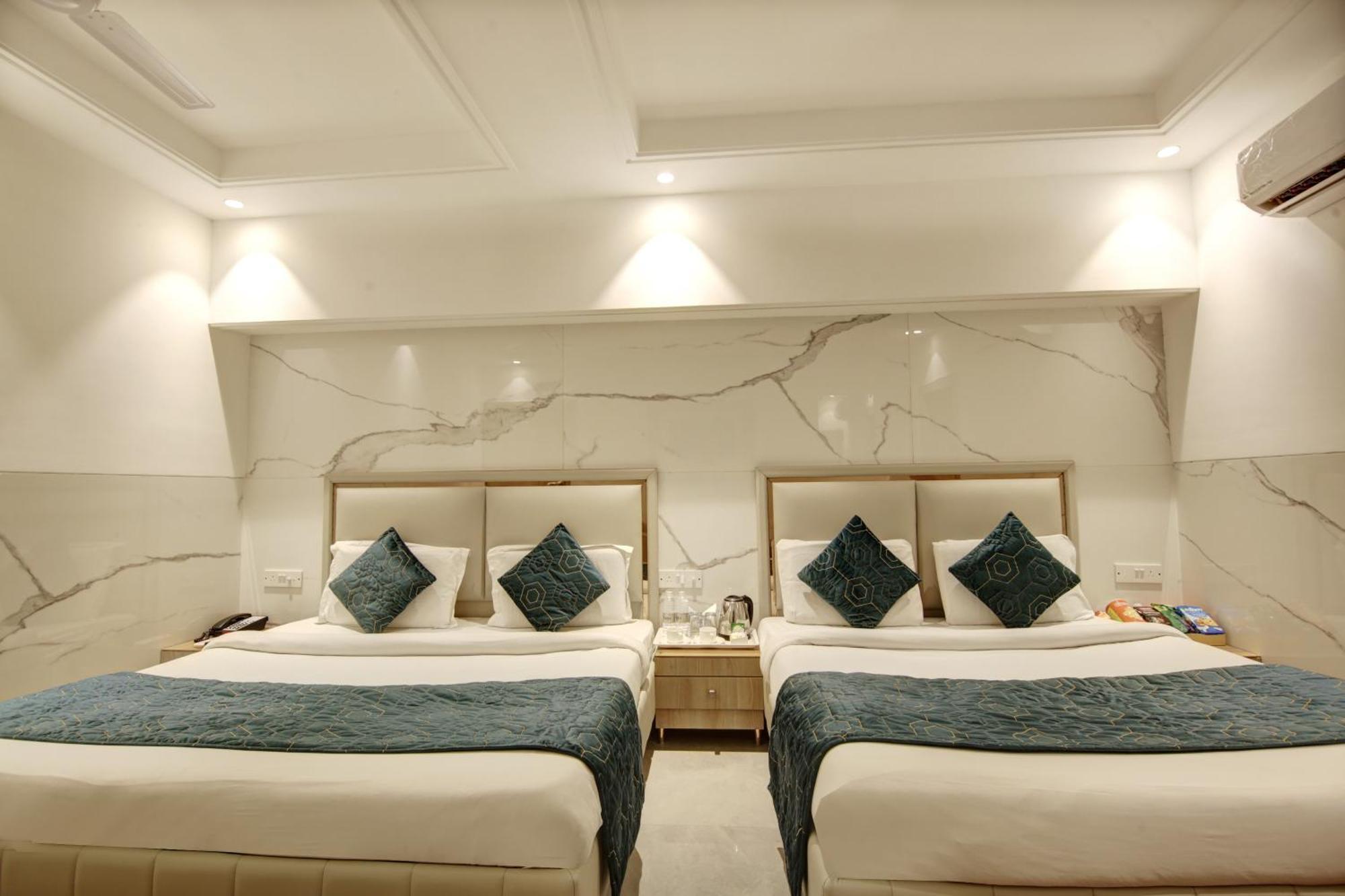 Hotel International Inn By Star Group - Near Delhi Airport New Delhi Bagian luar foto